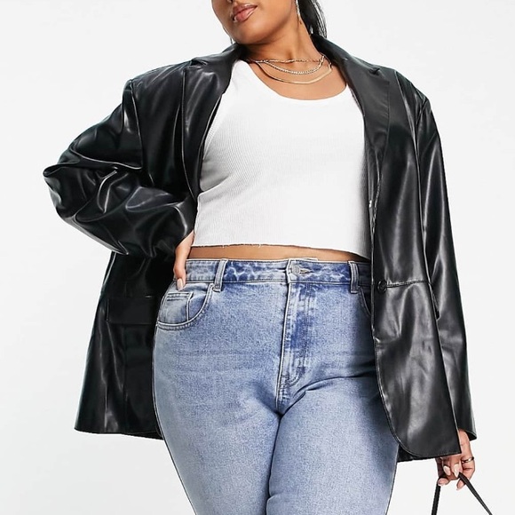 ASOS Curve Oversized Black Leather Look Blazer in Black - 14 - Picture 2 of 6